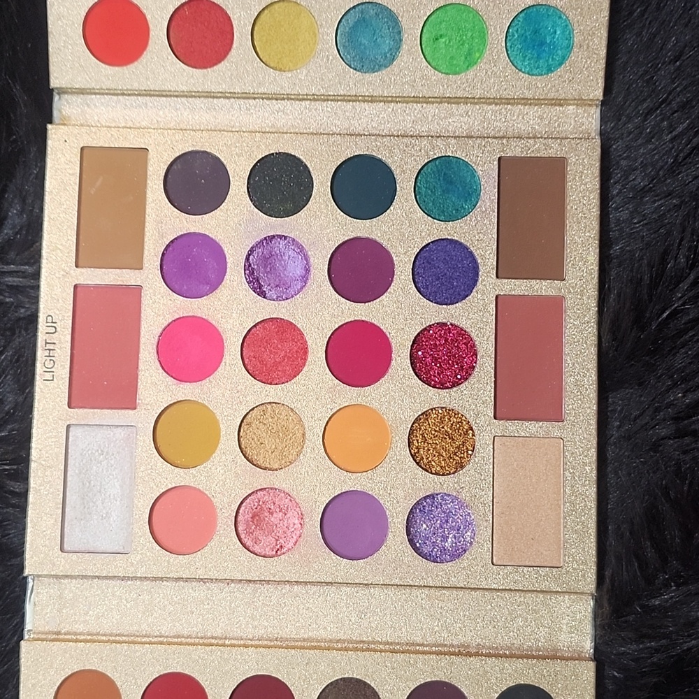 Palette - Picture 6 of 7